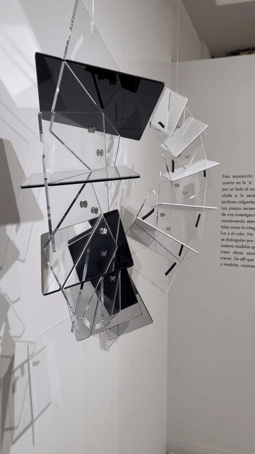 JardInés Colgantes — 2023 · Graphic Art Gallery, Caracas